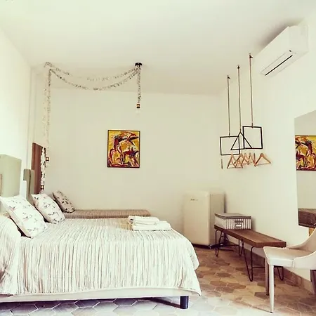 Agliastro Farm stay *